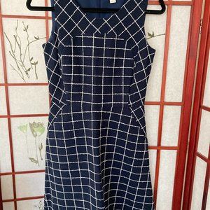 Dress-Linen Sheath in Navy